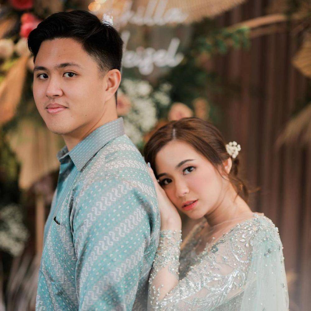 Ashilla Zee dan tunangan (instagram.com/ashzahrantiara)