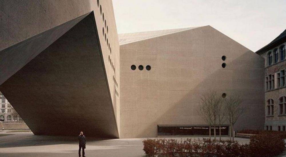 Swiss National Museum (Instagram.com/zanzibar_tigers)