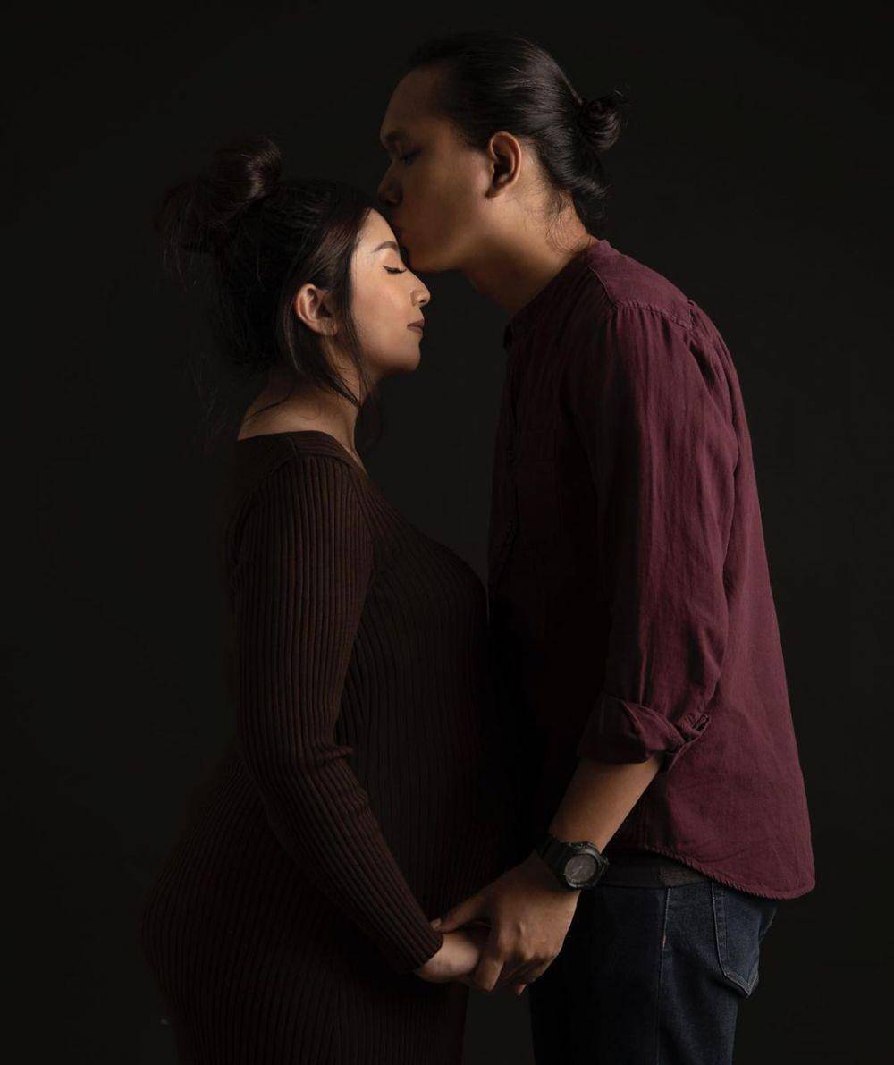 Giannirma Gavrila dan Janed Kharisma. (Nico Dcaipiroshcka via Instagram.com/gnnrmgvrl)