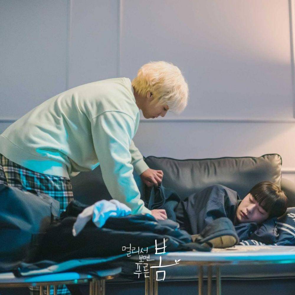 Park Jihoon dan Bae In Hyuk di drama At a Distance, Spring is Green (instagram.com/kbsdrama)