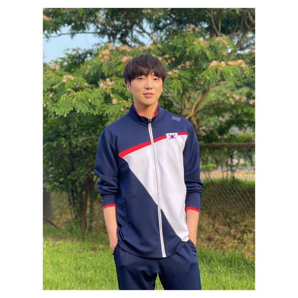 Kang Seung Yoon WINNER (instagram.com/w_n_r00)