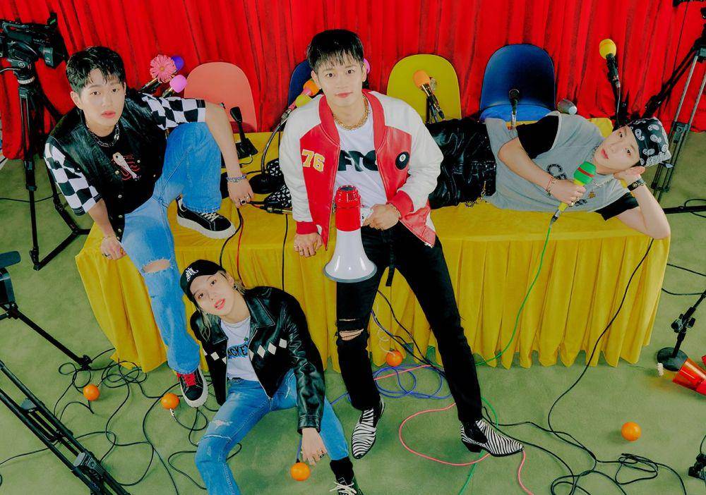 SHINee (twitter.com/shinetter)