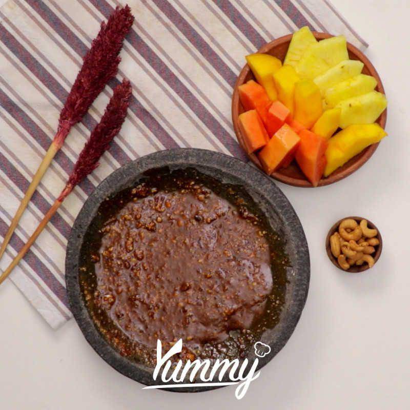 ilustrasi rujak colek (yummy.co.id)
