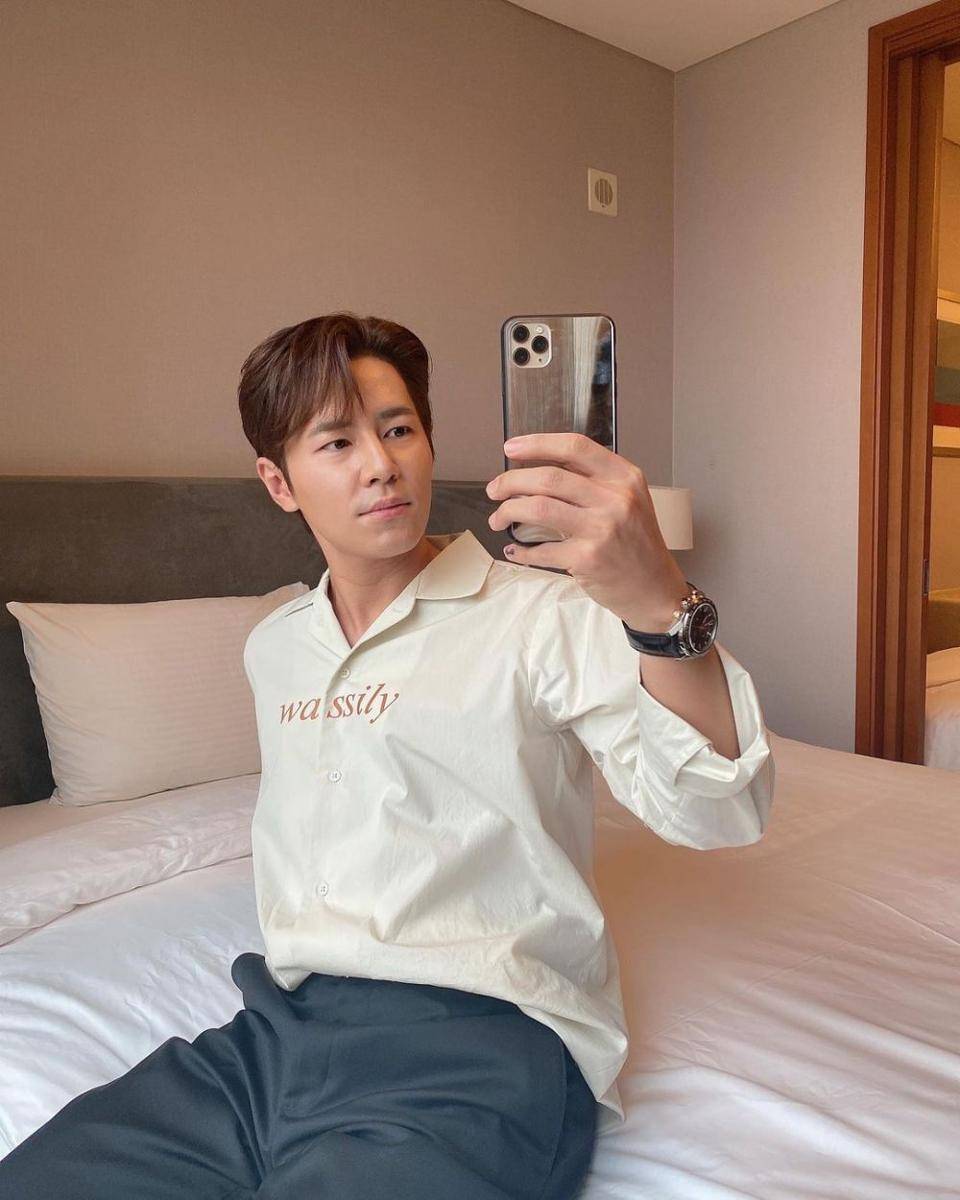 Lee Kyu Hyung (instagram.com/290_83)