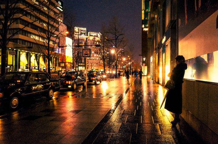 Ilustrasi sendirian di malam hari (unsplash.com/masamasa3)