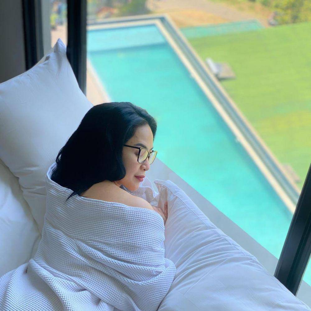 Feni Rose (instagram.com/fenirose)