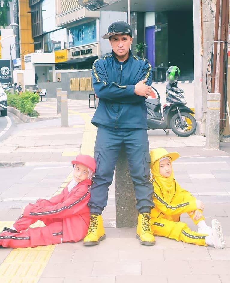 Irfan Hakim dan anak kembar (instagram.com/irfanhakim75)