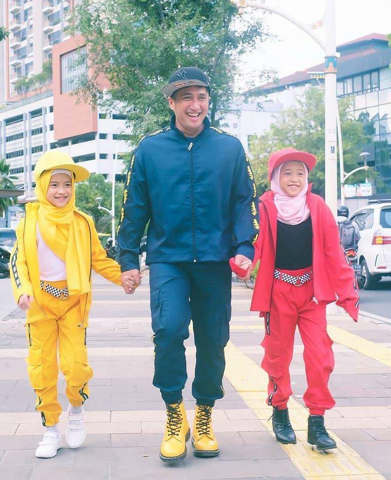 Irfan Hakim dan anak kembar (instagram.com/irfanhakim75)