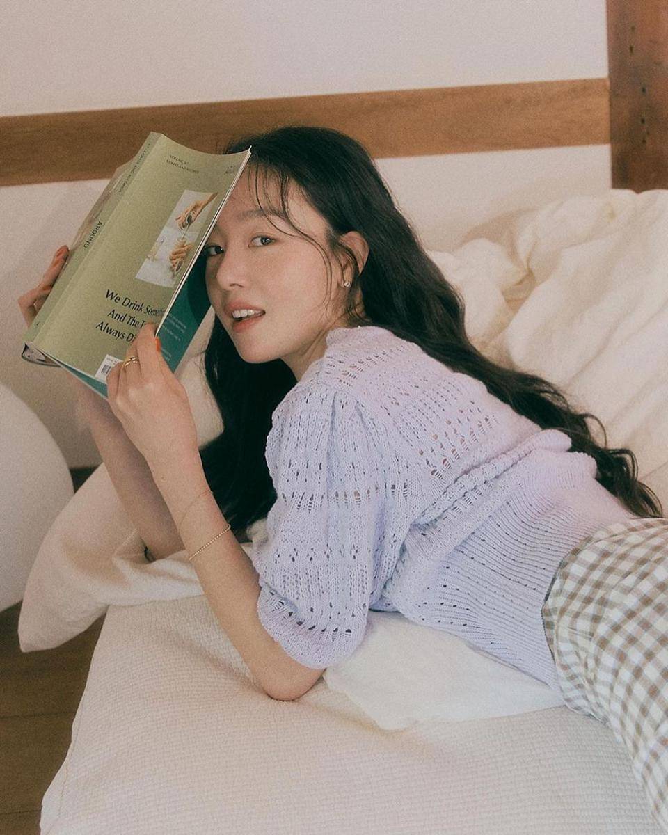 Han Sun Hwa (instagram.com/shh_daily)