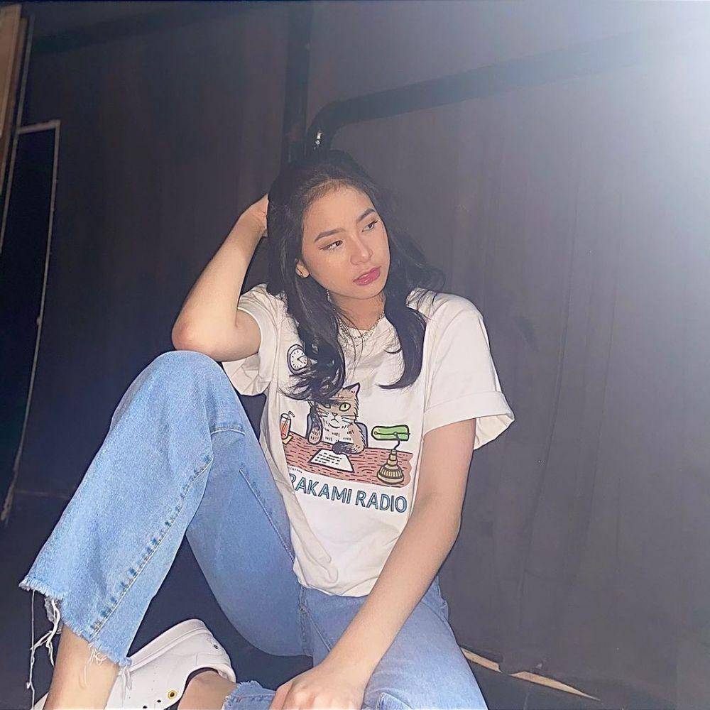 Azizi JKT48 (instagram.com/jkt48.zee/)