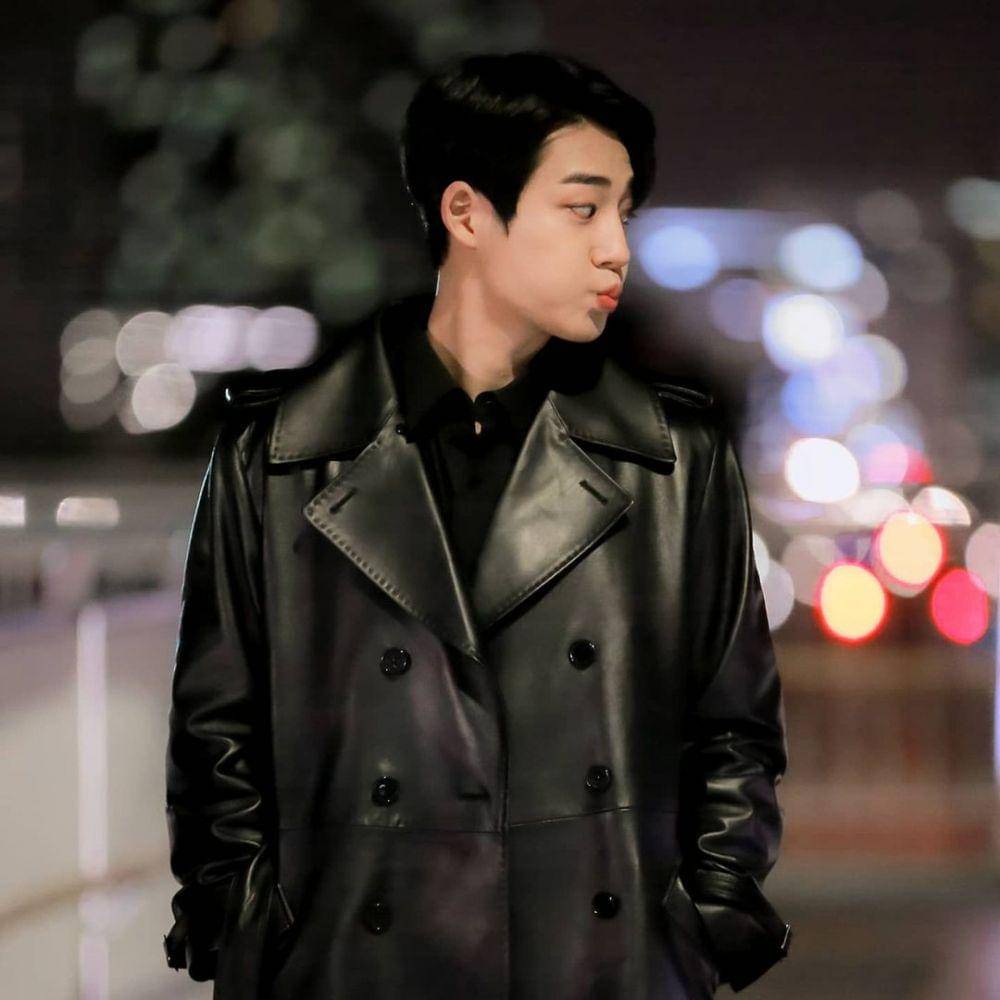 Kang Yul (instagram.com/_kangyul_)