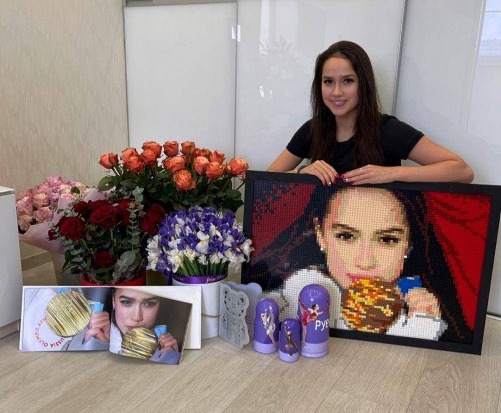Alina Zagitova (Instagram.com/azagitova)