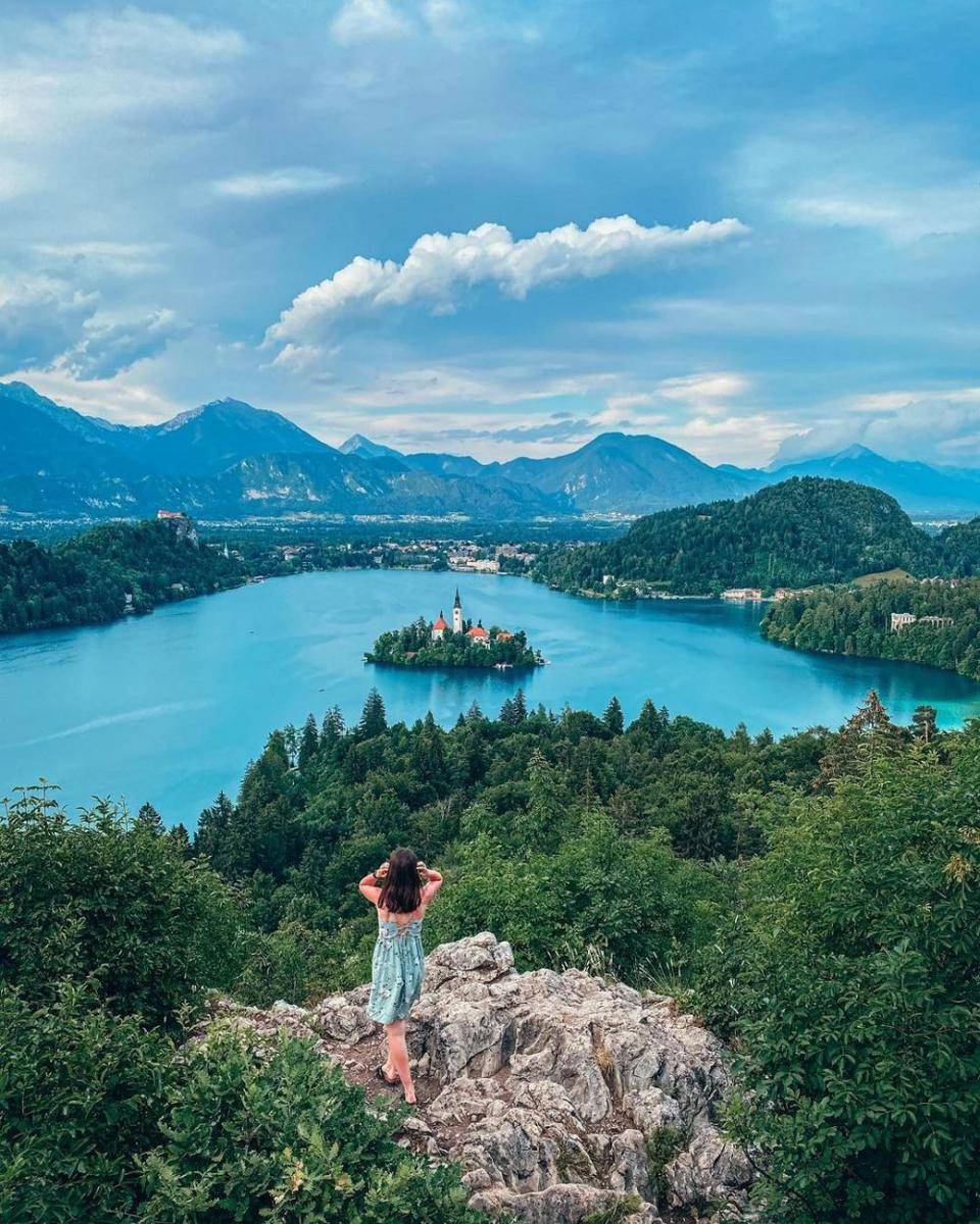 Bled, Slovenia (instagram.com/kubiak.ka93)