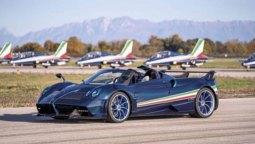 Pagani Huayra Tricolore (topgear.com)