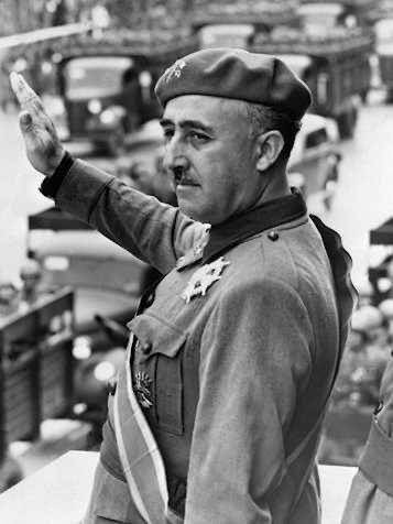 Mantan Perdana Menteri Spanyol Francisco Franco saat memimpin kudeta militer di tahun 1936. (twitter.com/Mexteki)