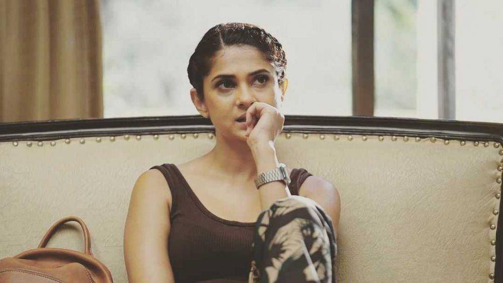 Jennifer Winget (instagram.com/jenniferwinget1)