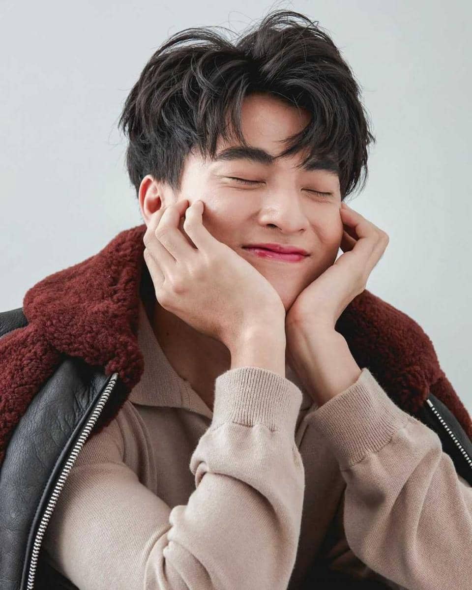 Gulf Kanawut (Instagram.com/gulfkanawut)