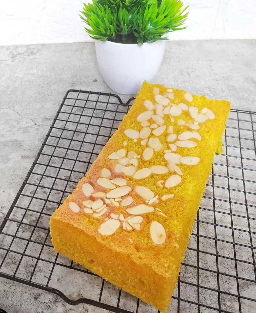 Bolu labu kuning (instagram.com/tintincakery)