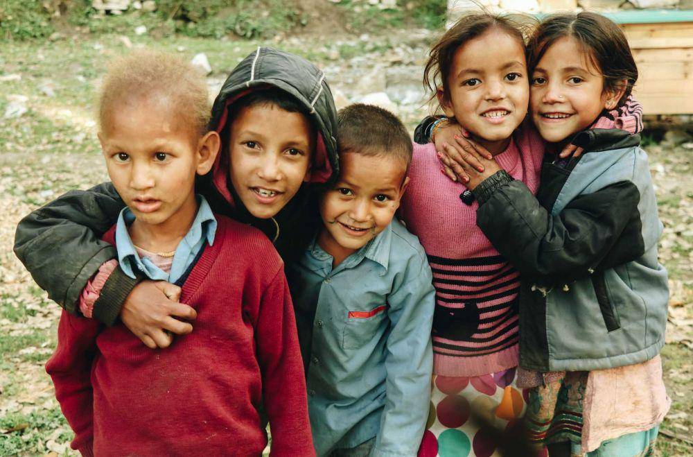 ilustrasi pertemanan anak-anak (unsplash.com/Siddhant Soni)