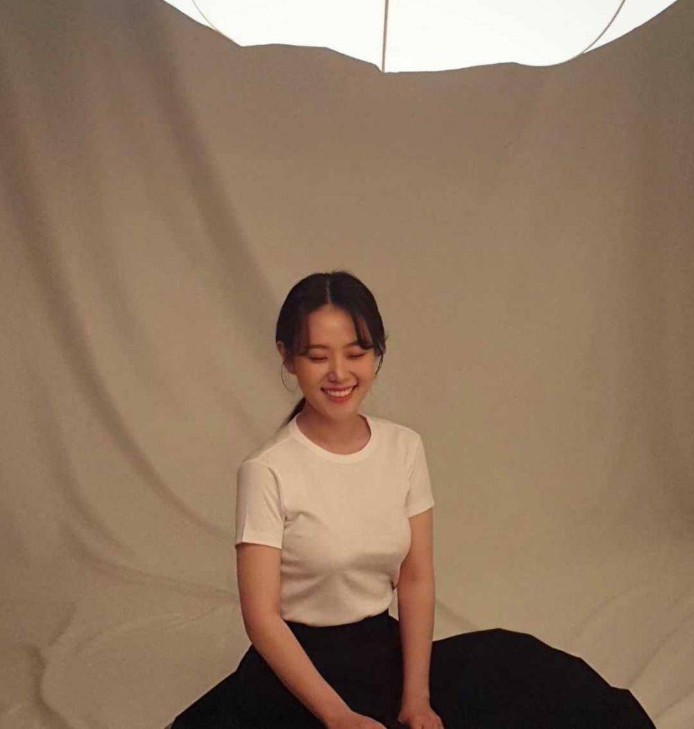 Lee Hwi Seo (instagram.com/leehwiseo)