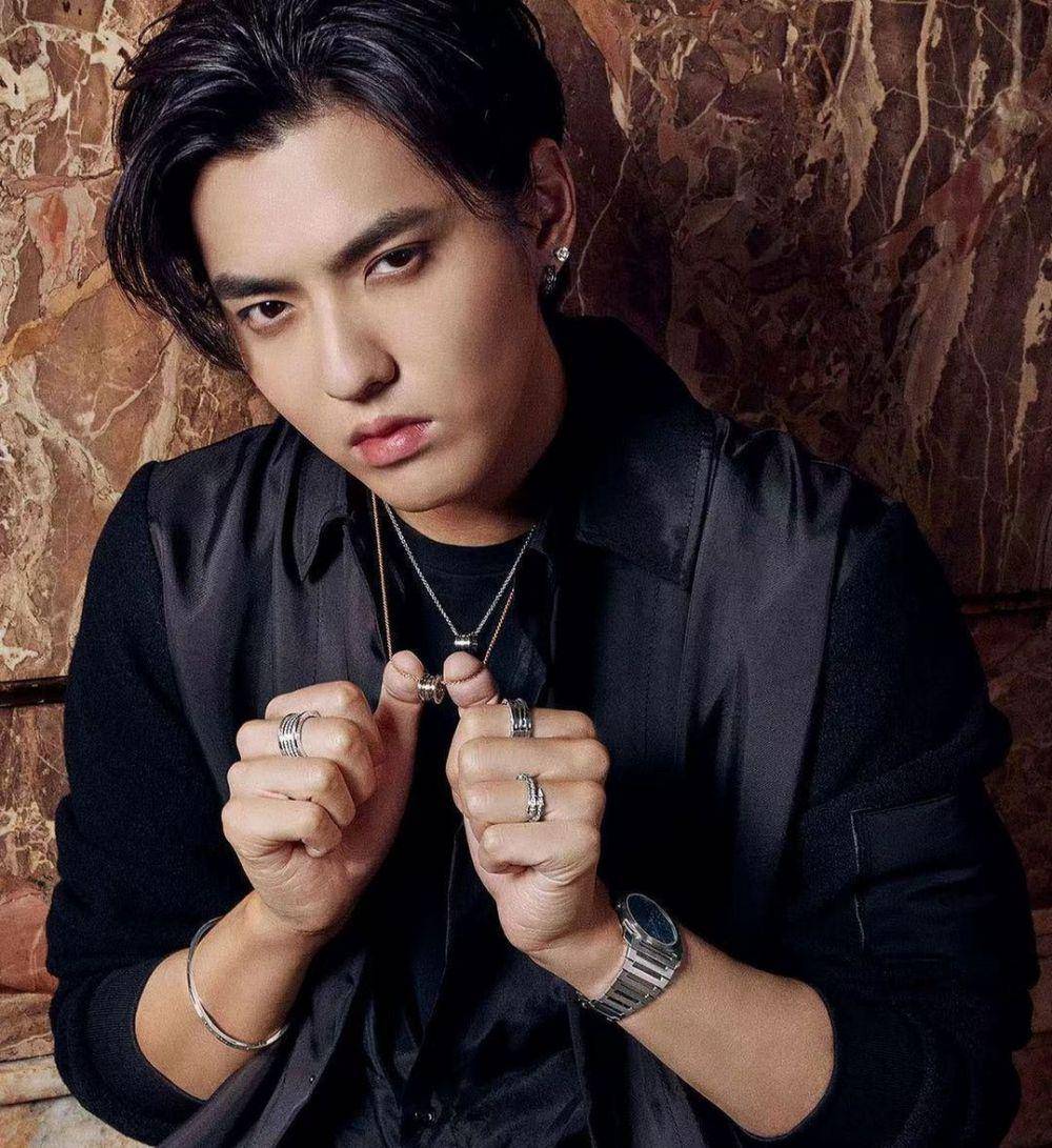 Kris Wu (instagram.com/kriswu)