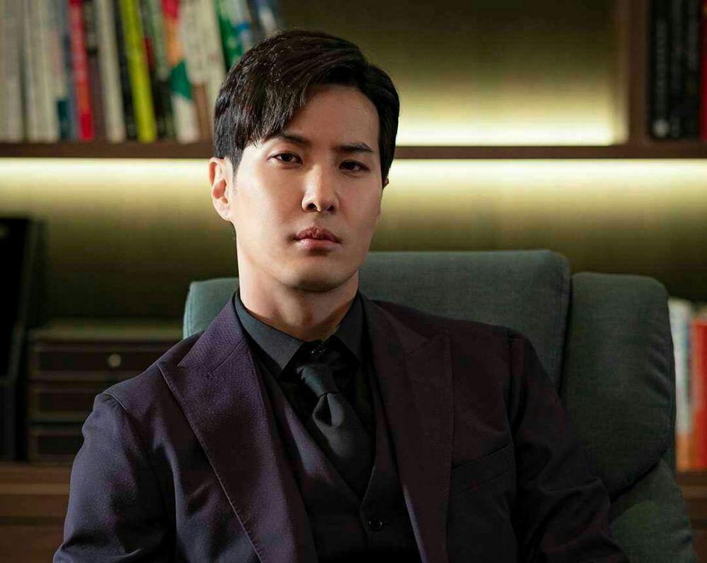 Galak Tapi Kocak, 10 Sisi Menarik Karakter Kim Ji Suk di Monthly House