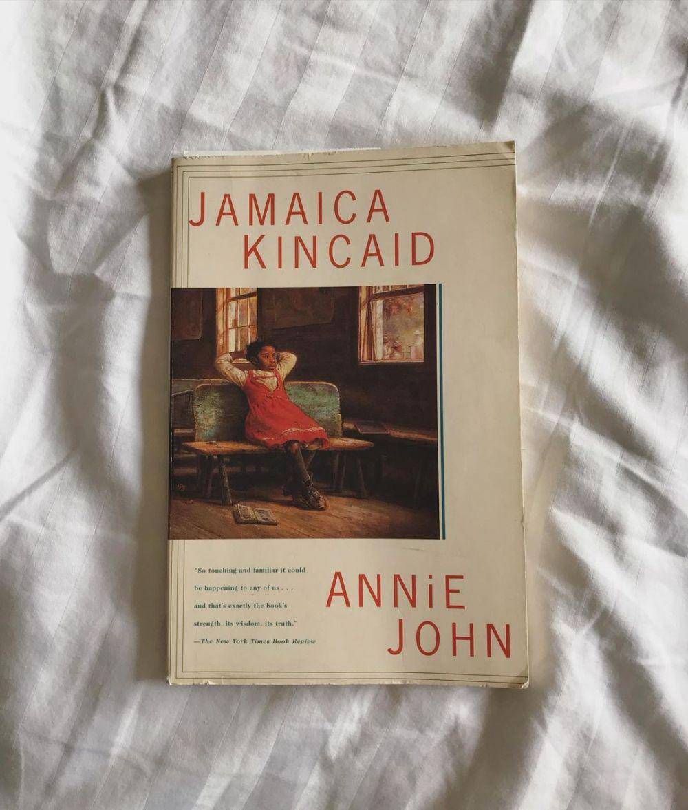 Annie John oleh Jamaica Kincaid (instagram.com/luh_saar_uh)