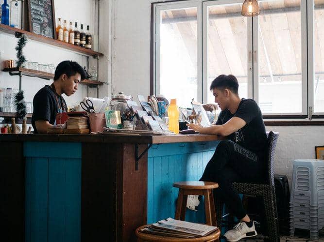 Ilustrasi teman kerja (unsplash.com/goldensson)