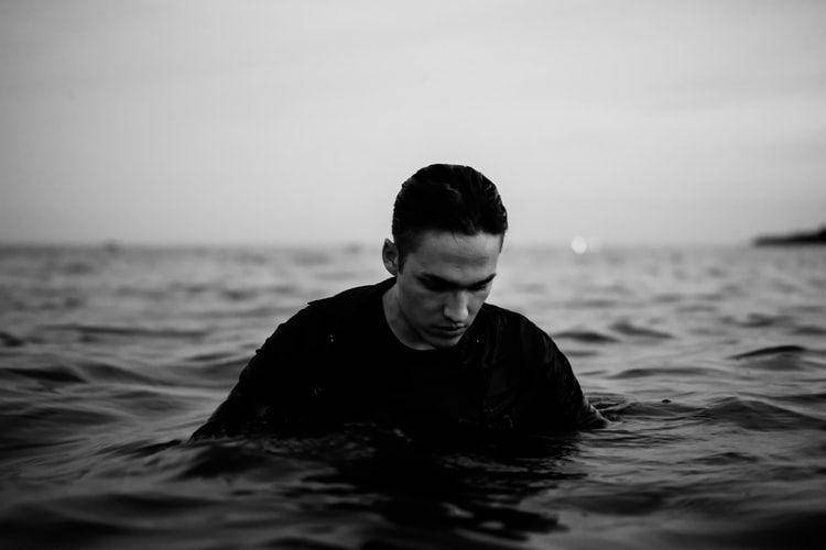 ilustrasi putus asa (unsplash.com/filrand)