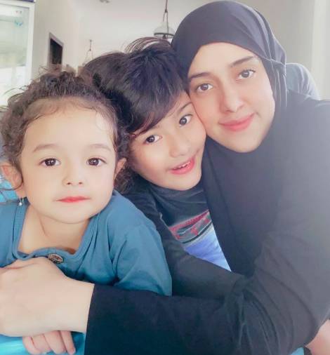 Momen Fairuz A. Rafiq dan keluarga (instagram.com/fairuzarafiq)