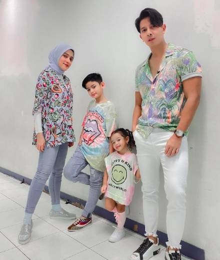 Momen Fairuz A. Rafiq dan keluarga (instagram.com/fairuzarafiq)