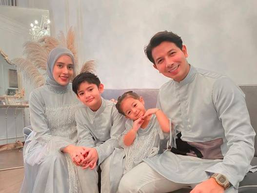 Momen Fairuz A. Rafiq dan keluarga (instagram.com/fairuzarafiq)