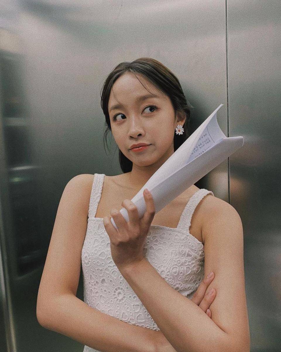 Dita Karang (instagram.com/secretnumber.official)