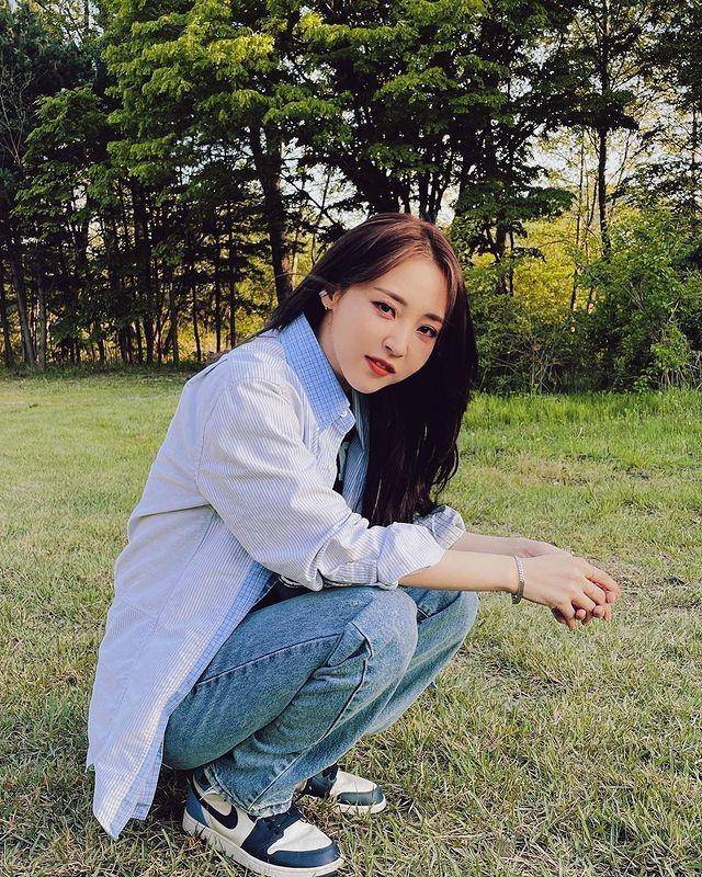 Moonbyul MAMAMOO (instagram.com/mo_onbyul)