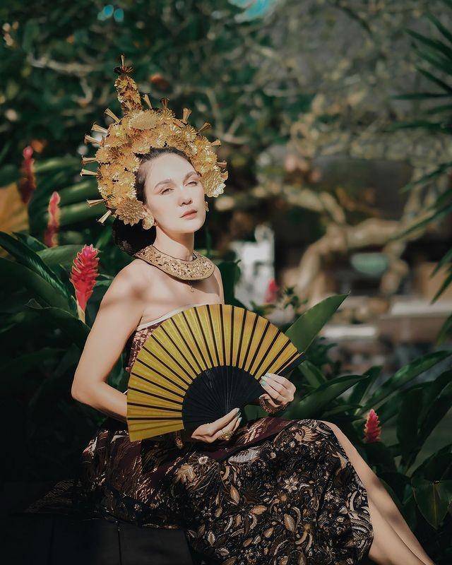 Pemotretan terbaru Luna Maya (instagram.com/lunamaya)