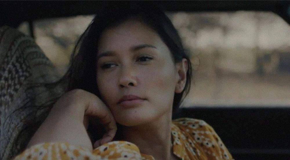 Rilis Lagu 'Leave and Goodbye', 10 Potret Memukau Titi Radjo Padmaja