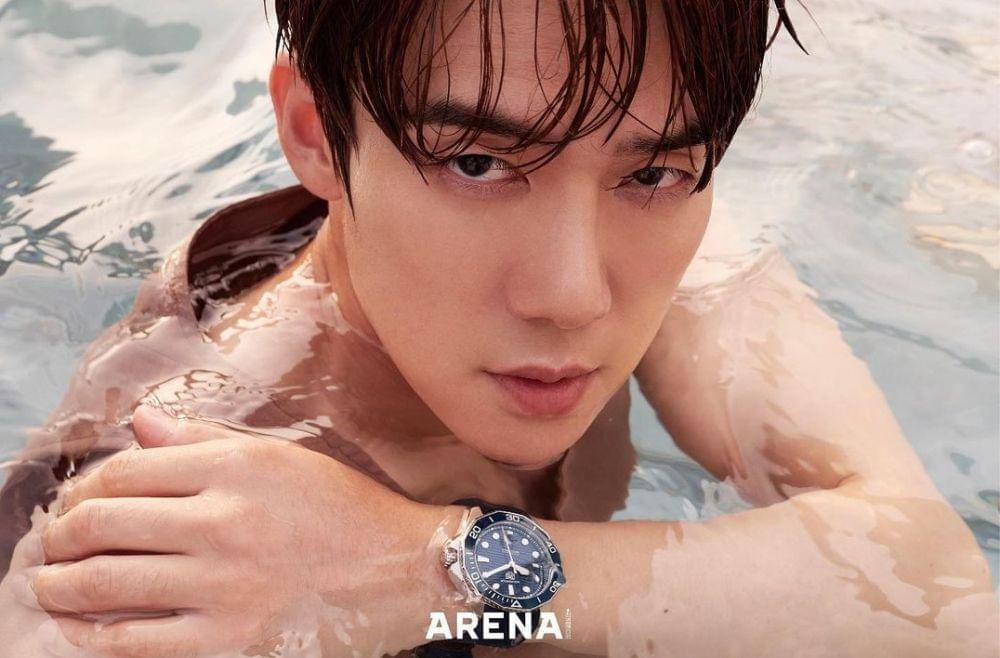 Yoo Yeon Seok di majalah ARENA Korea (instagram.com/yoo_yeonseok)