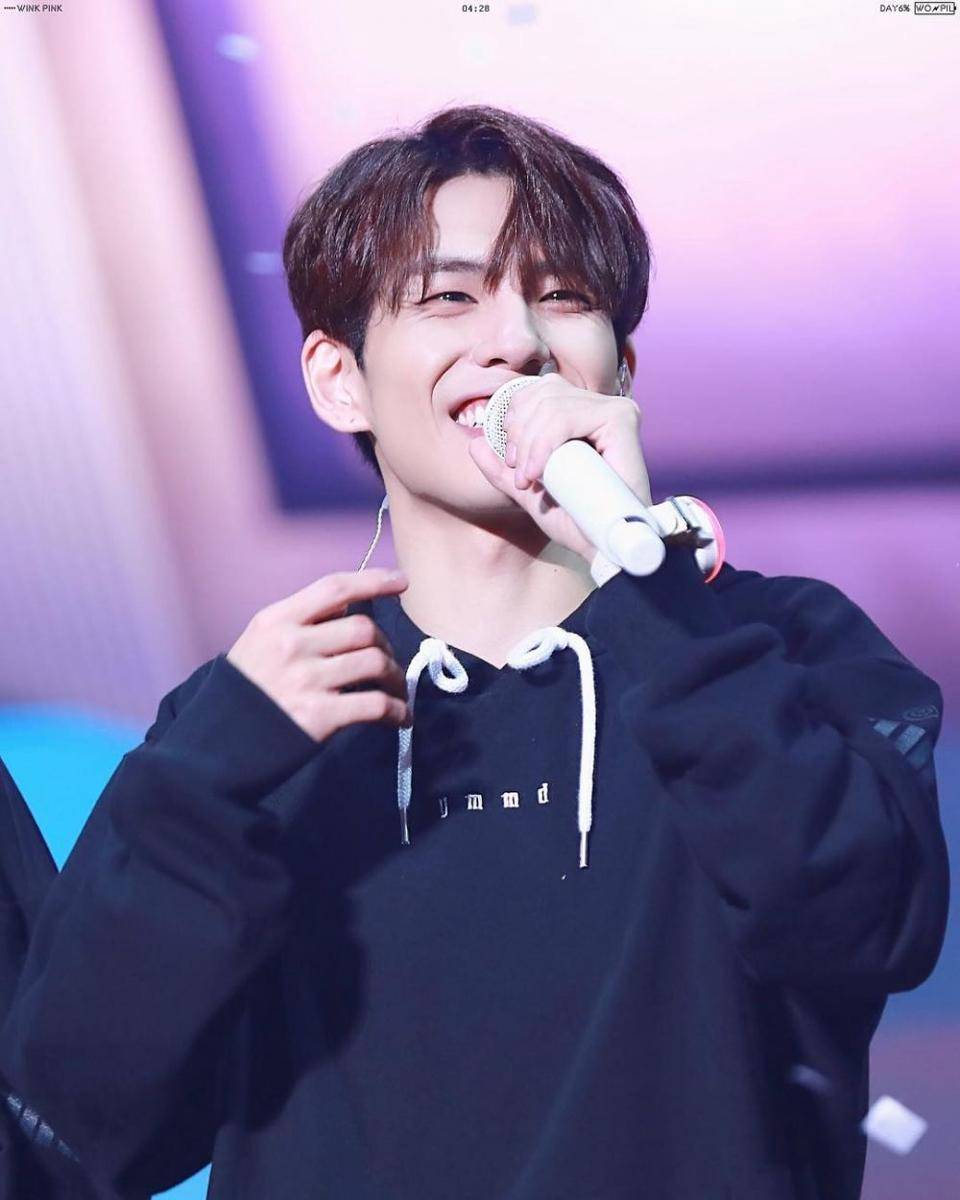potret Wonpil DAY6 (instagram.com/w.onpil)
