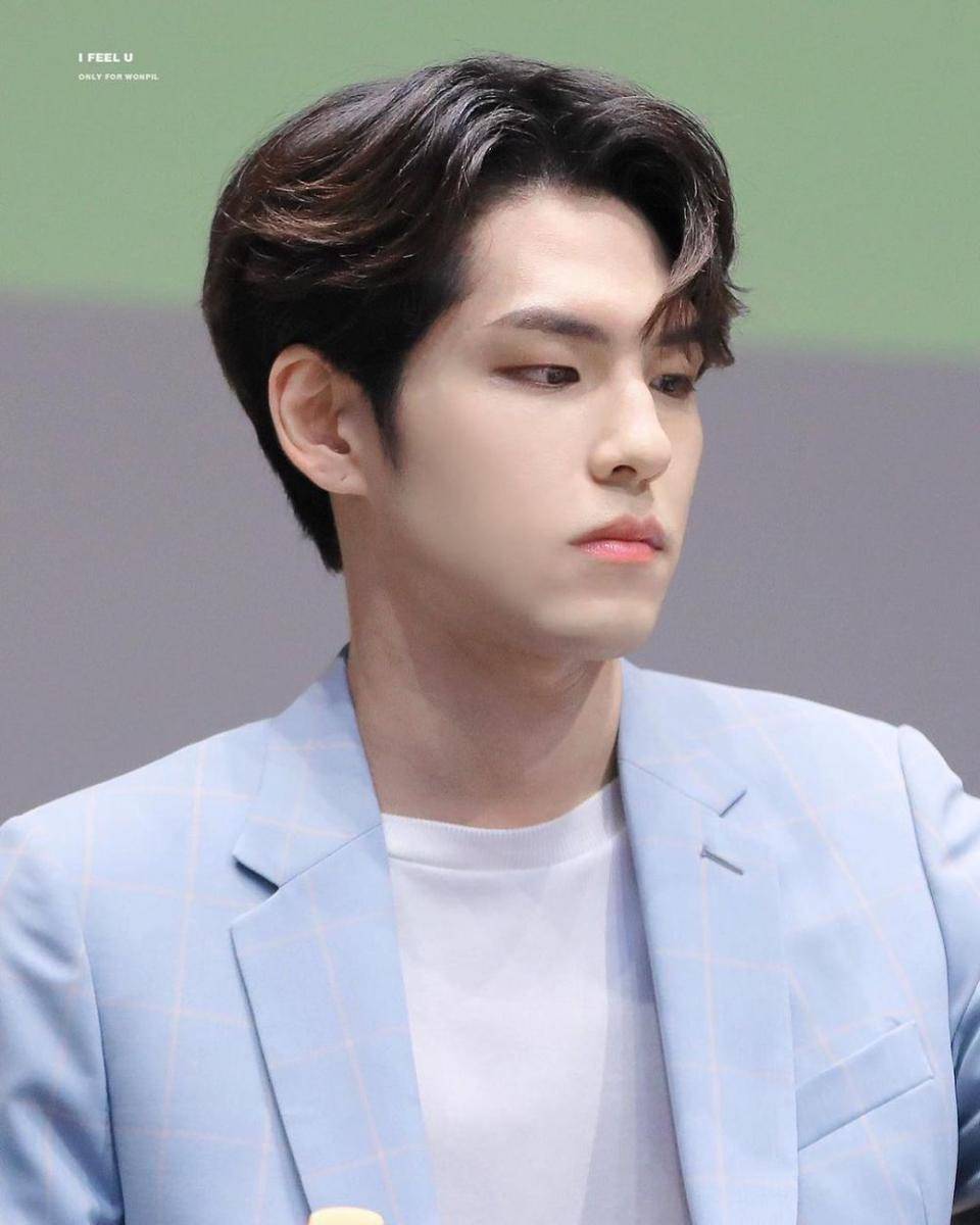 potret Wonpil DAY6 (instagram.com/w.onpil)