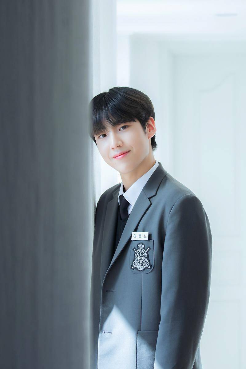Lee Eunsang menjadi aktor dalam MV 'February 29th' dari As One. (post.naver.com/brandnewmusic)
