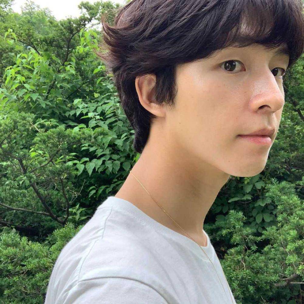 Hong Kyung (instagram.com/bluecages)
