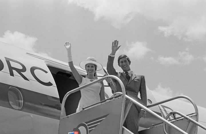 Pangeran Charles dan Putri Anne (newidea.com.au)