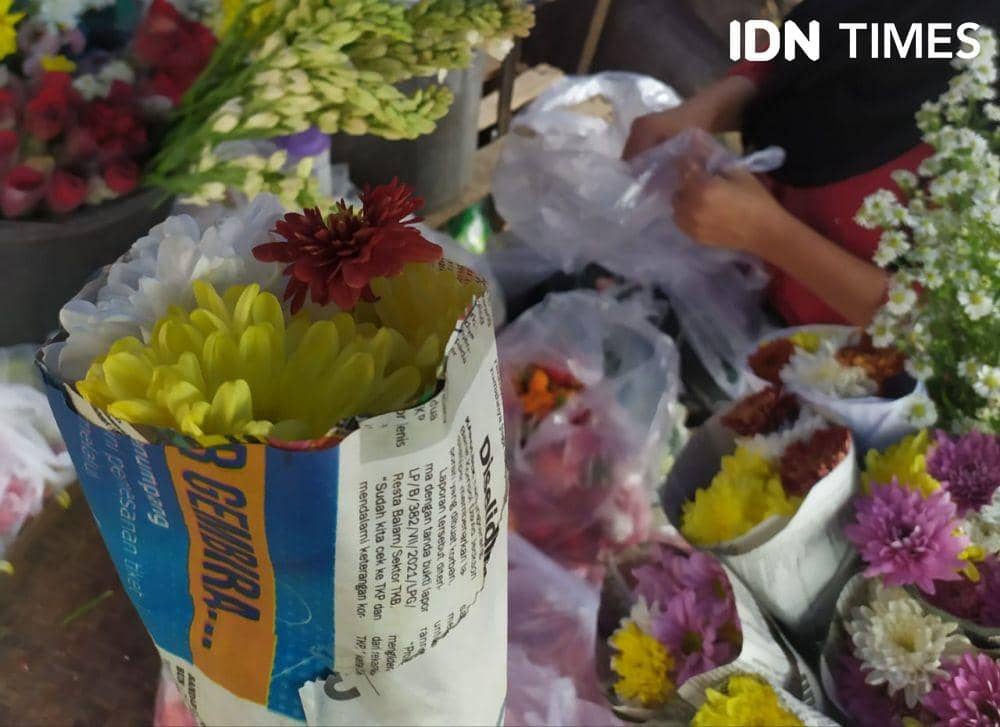Tangisan PKL Imbas Kebijakan PPKM Level 4 Kota Bandar Lampung