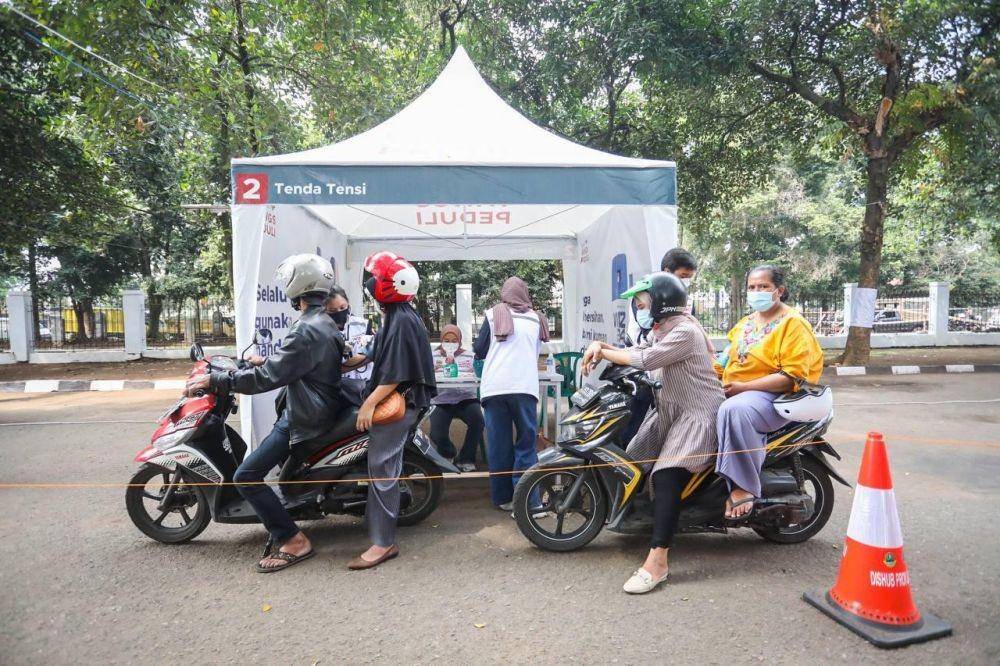 Vaksinasi dengan sistem drive thru di Kota Bandung. IDN Times/Istimewa