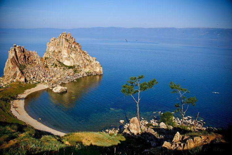 Lake Baikal (unsplash.com/Raimond Klavins)