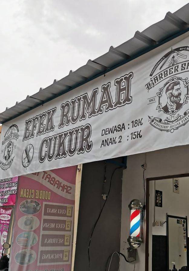 nama tempat usaha pakai pelesetan penyanyi (twitter.com/nocontextwarung)