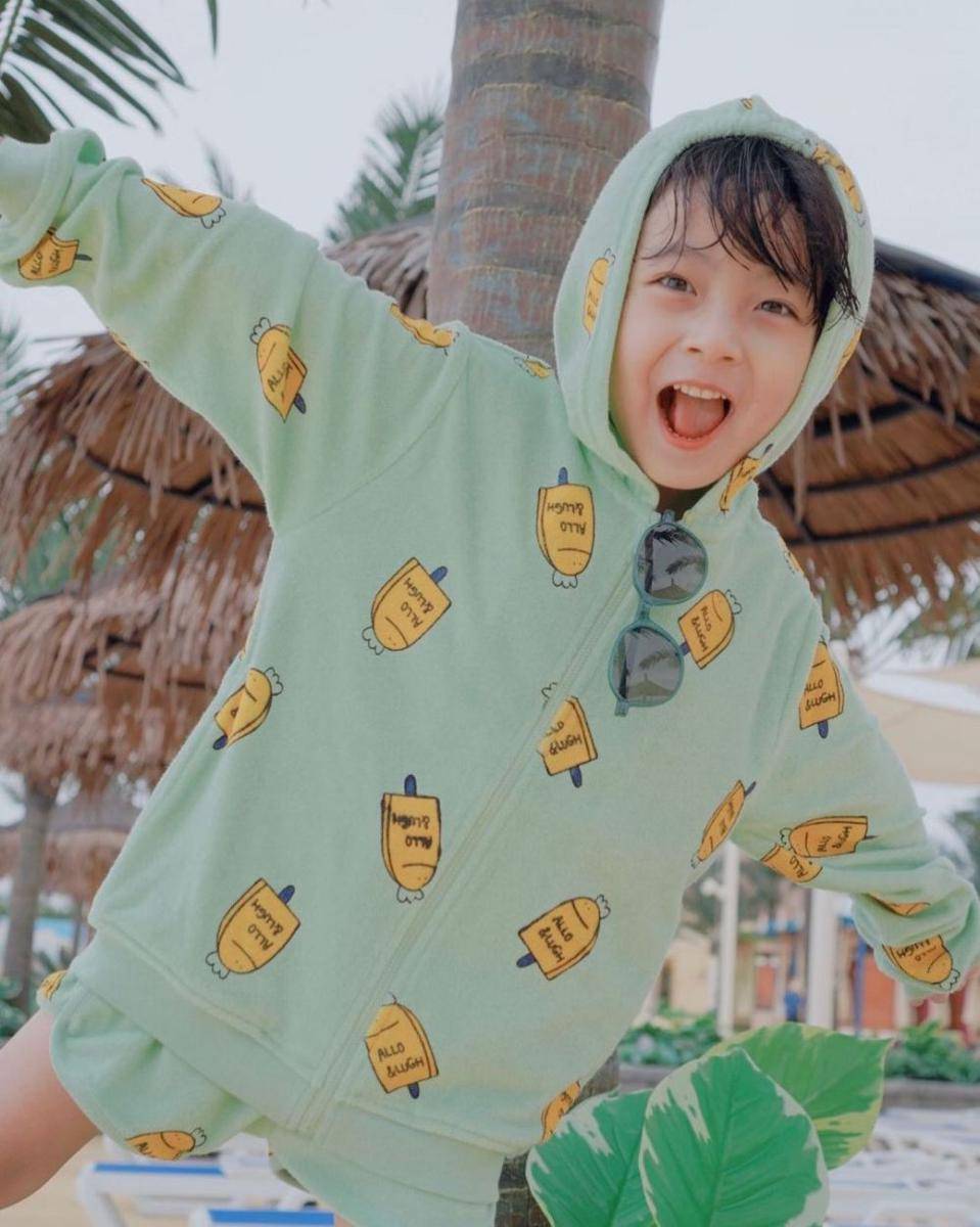 Seo Woo Jin (instagram.com/_angel_elijah_)