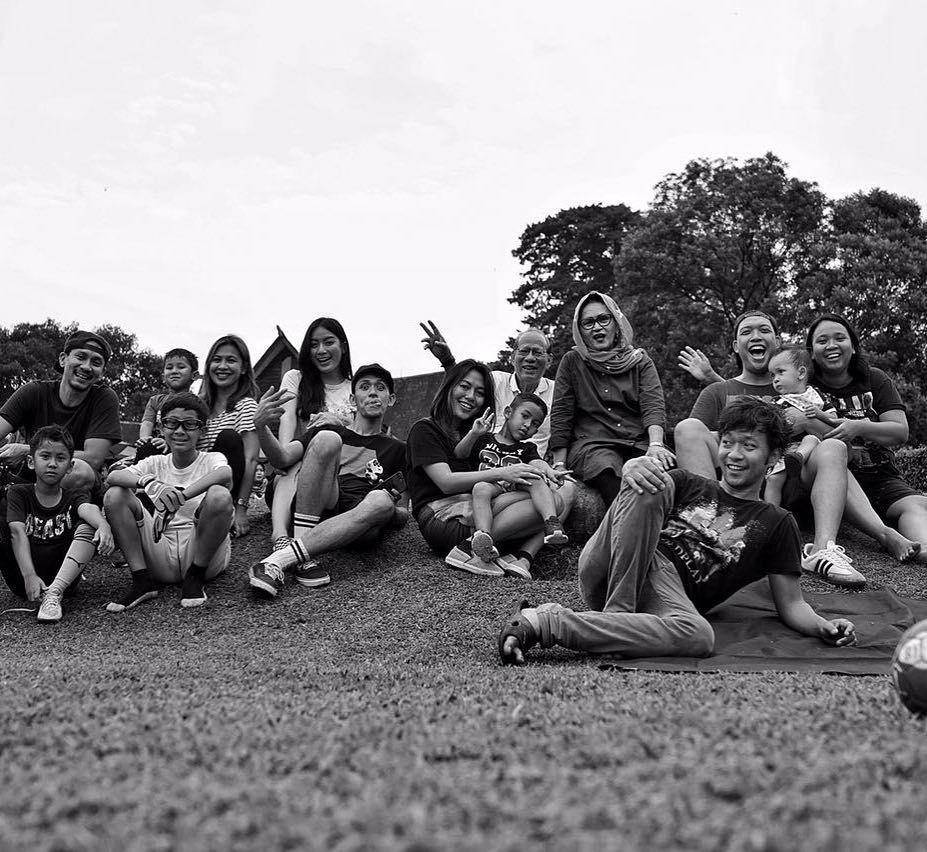 Ayah Vincent Rompies meninggal (Instagram.com/haedy_dot)