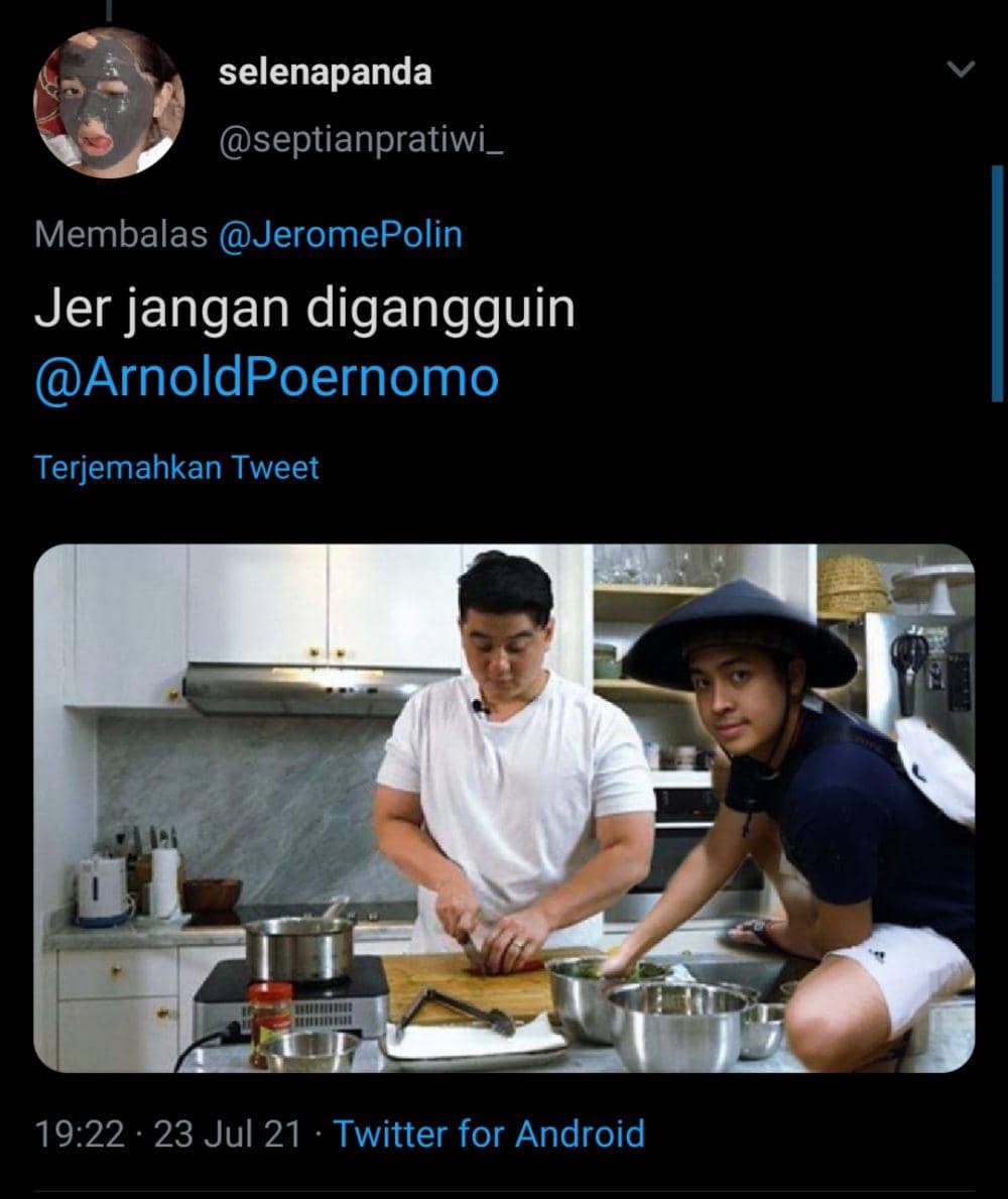 hasil editan netizen (twitter.com/septianpratiwi_)