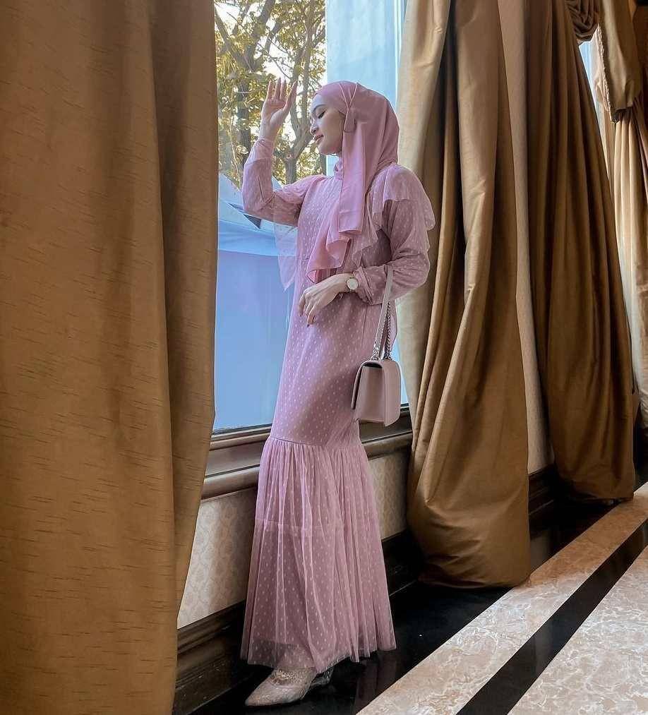 Selebgram Hera Elvira (instagram.com/heraaelvira)